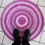 Tapis contemporain ora tressé en coton (73cm), édition unique