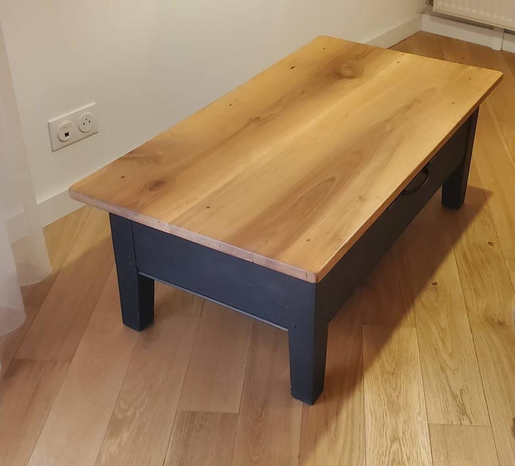 Coffee table living room solid fruit wood black antique legs