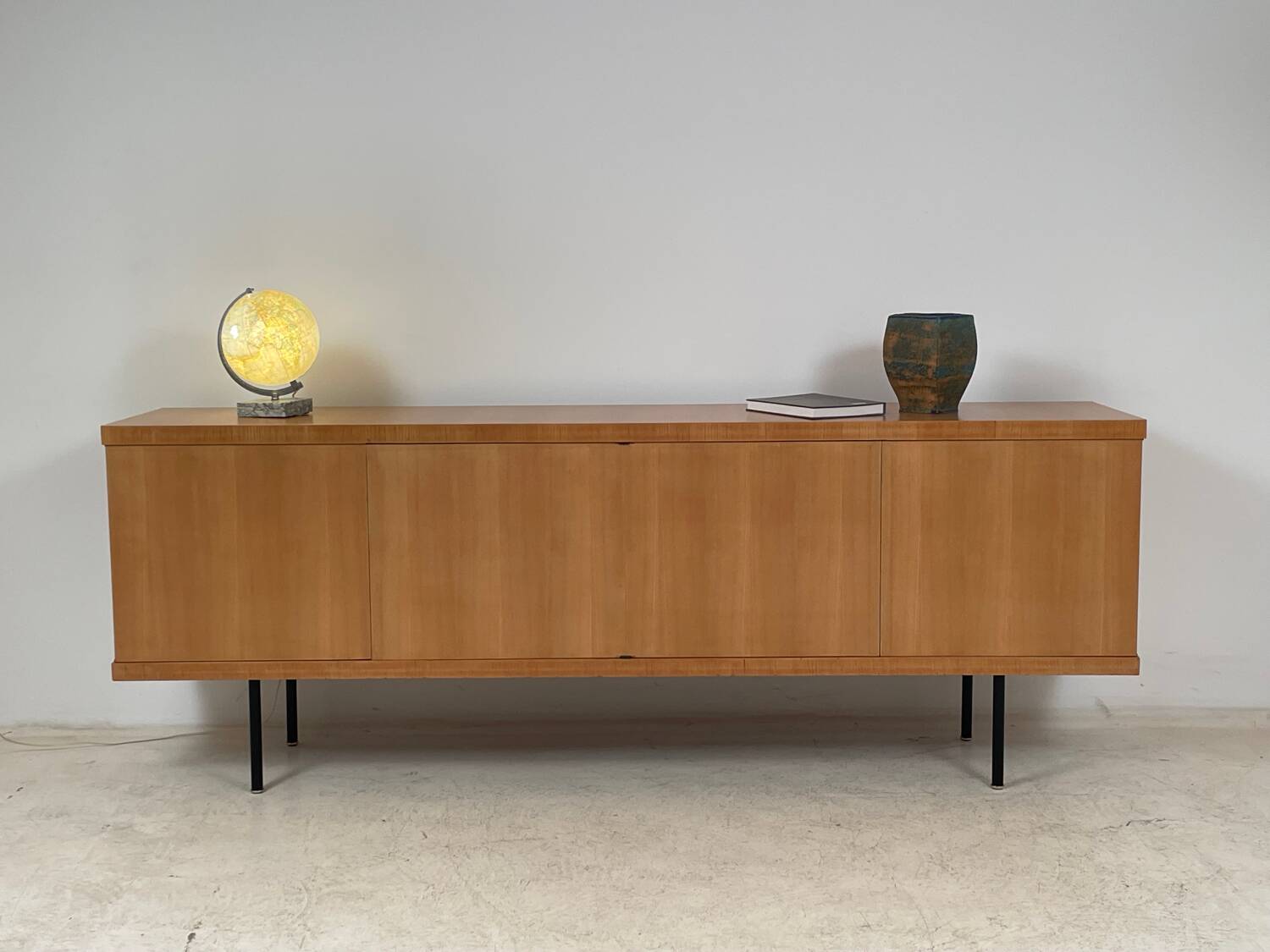 Enfilade monaco par gérard guermonprez édition magnani 1950