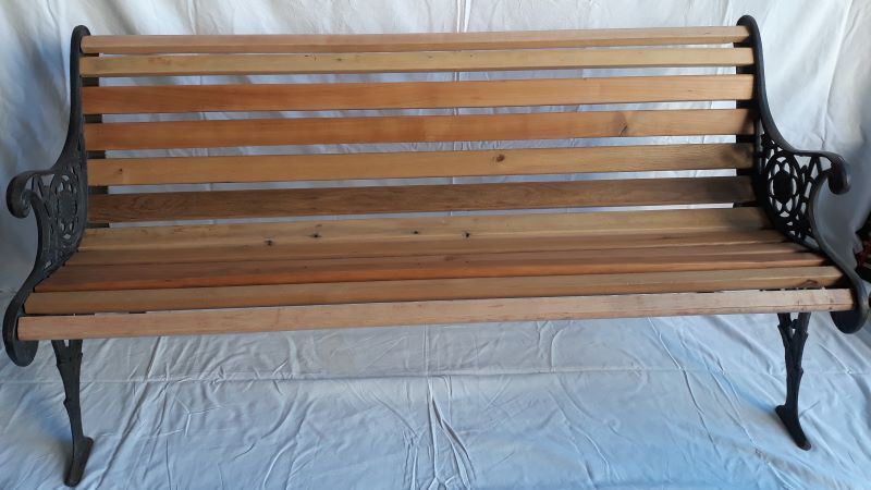 Feet in cast iron Garden Bench