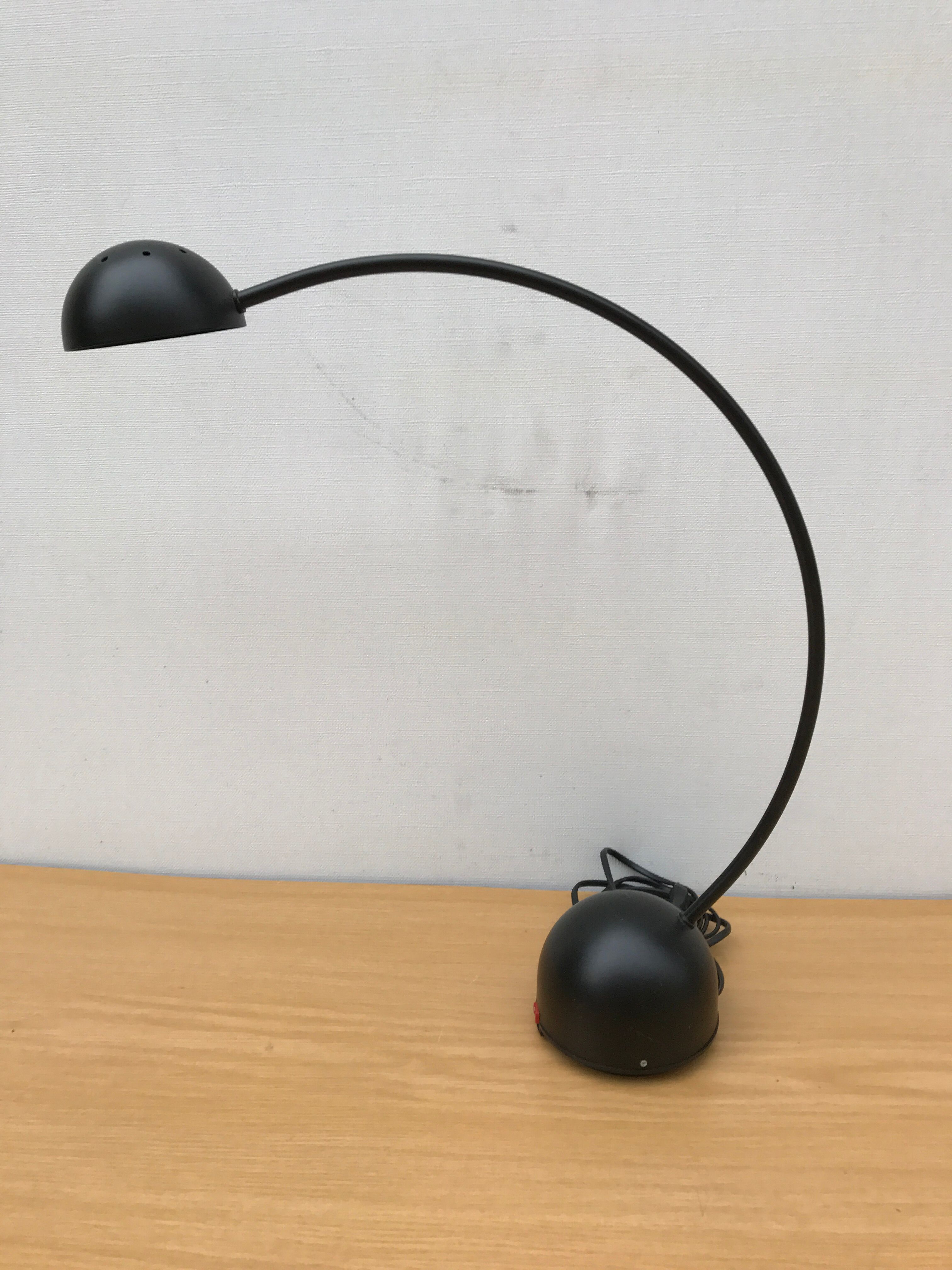 Brama desk lamp model Canegrate lacquered black metal