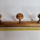 Portemanteau mural 1900 en bois tourné à l'imitation du bambou, 6 patères, 86 cm