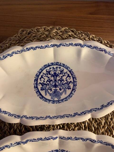 2 small oval dishes in Gien Rouan earthenware