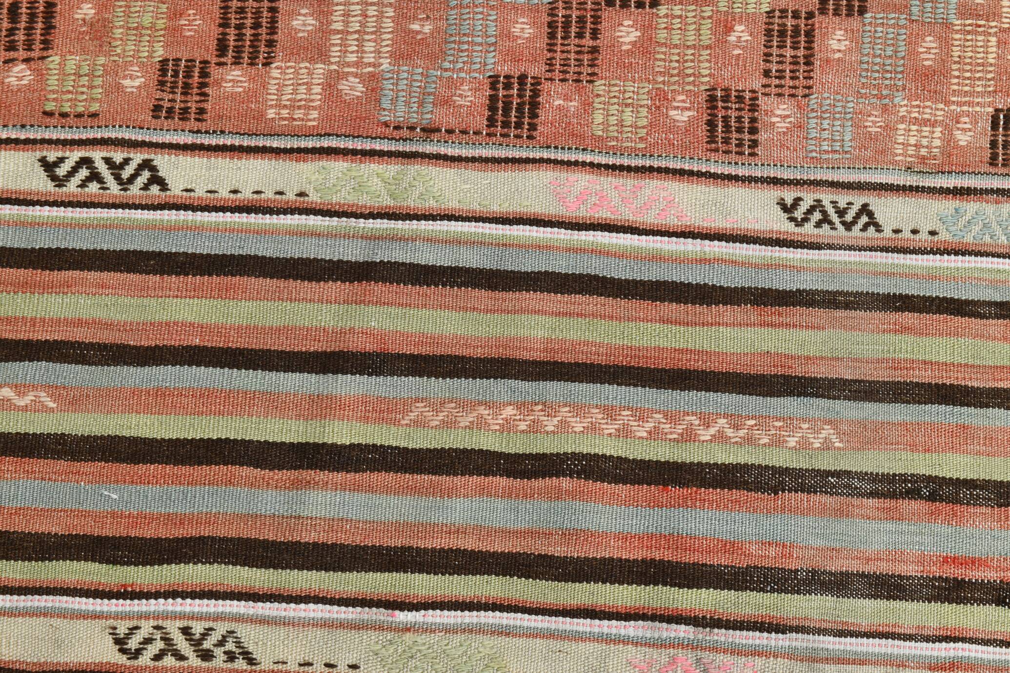 2x9 Pale Red & Green Kilim Runner Rug, 74x276Cm