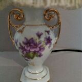 Small porcelain bedside lamp décor violets perfect working condition