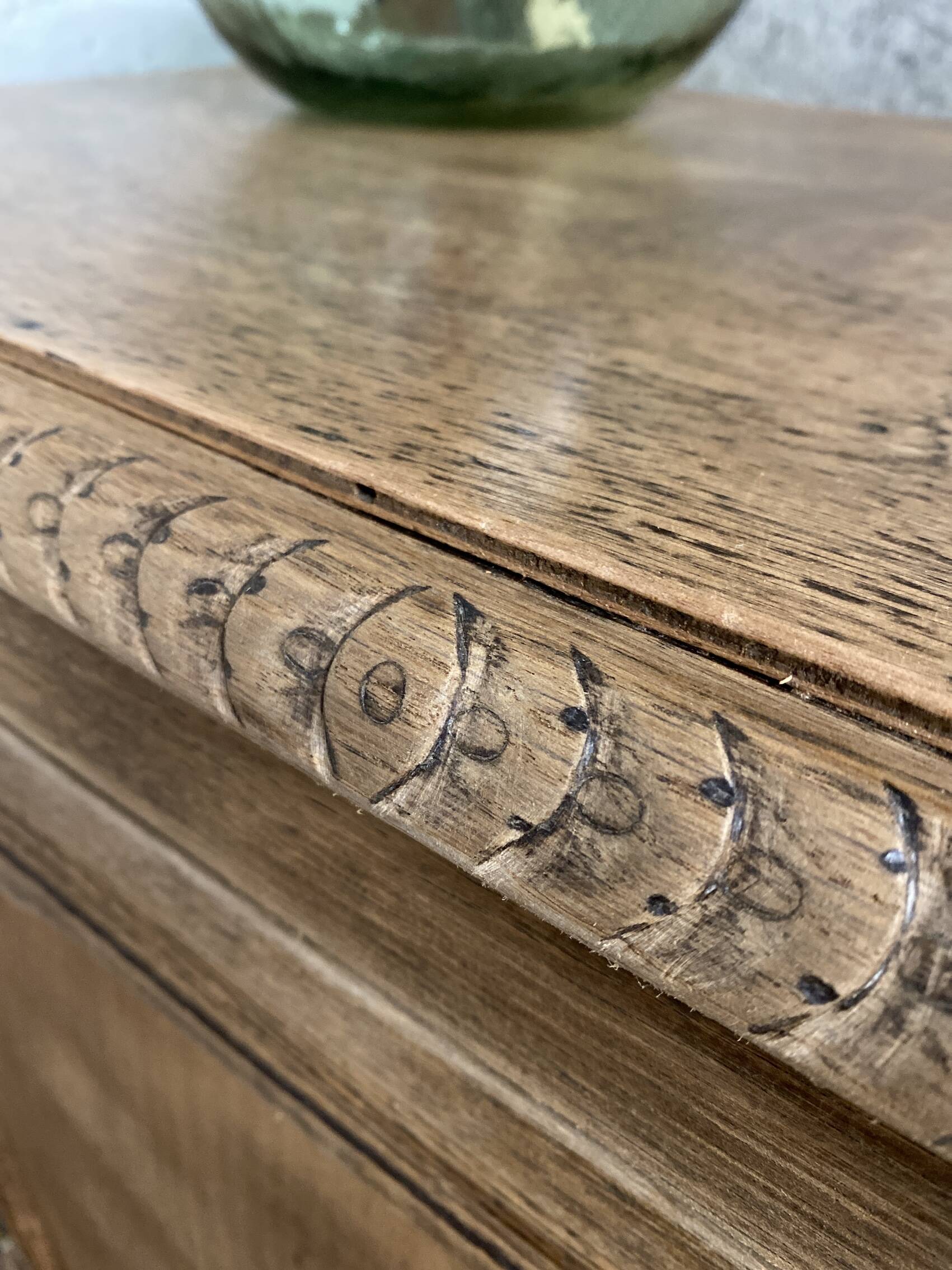 Confiturier / small sideboard