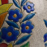 Vase Boch Keramis par Catteau, à décor floral polychrome, Belgique, années 1930