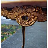 Table basse en bronze de style Louis XV avec plateau en marbre, XXe siècle