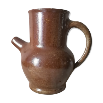 Sandstone pitcher