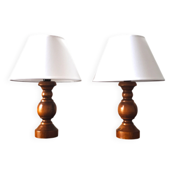 Pair of turned wooden bedside lamps