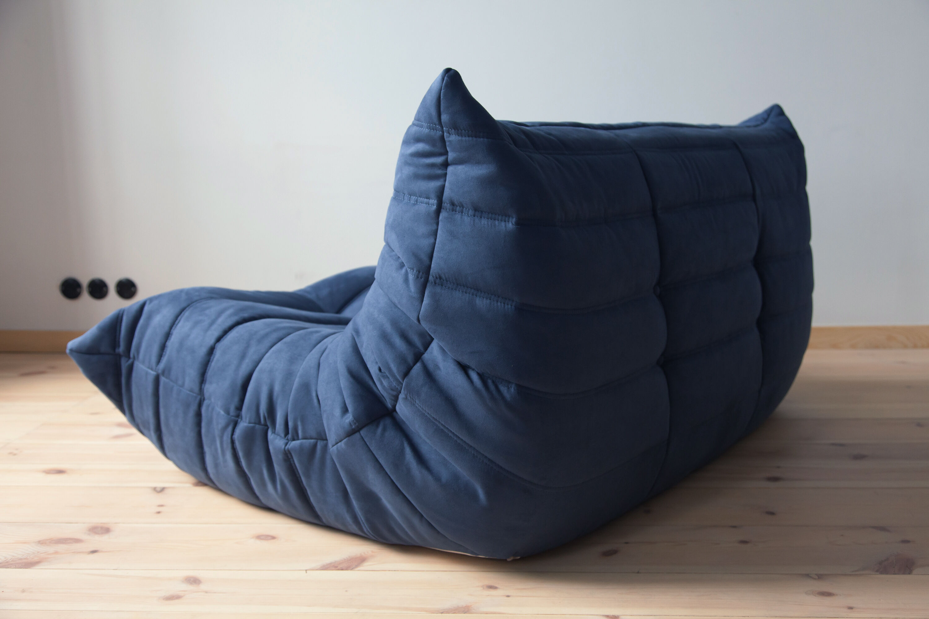 Togo sofa model designed by Michel Ducaroy 1973