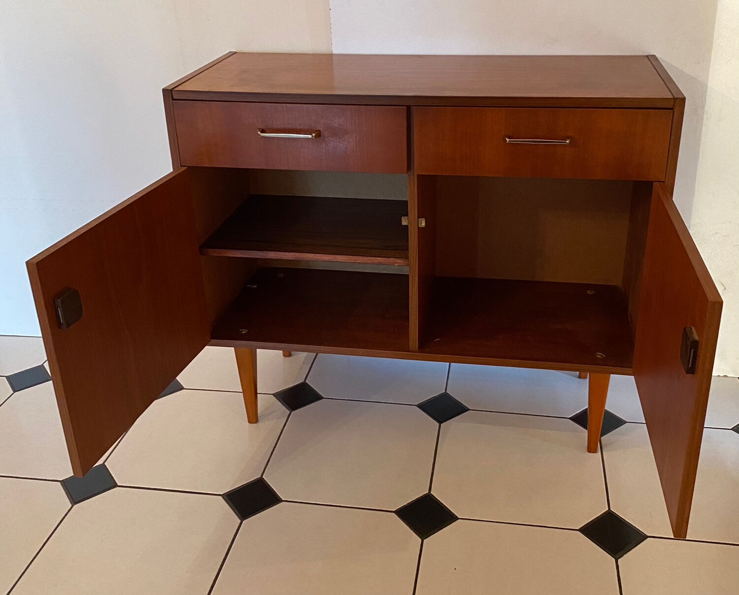 Vintage chest of drawers 60s