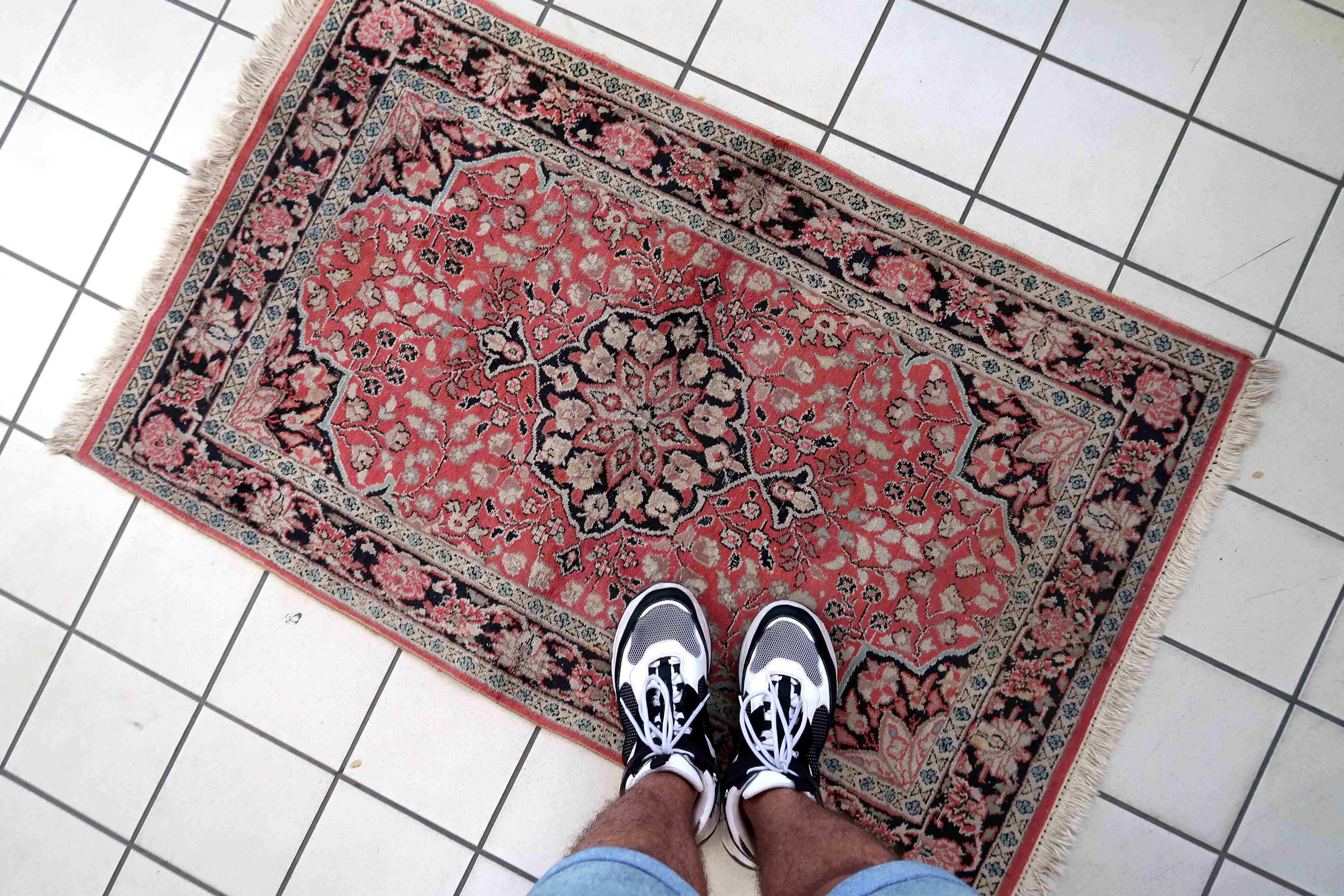 Vintage carpet Persian Tabriz Kashmir handmade 78cm x 129cm 1960s