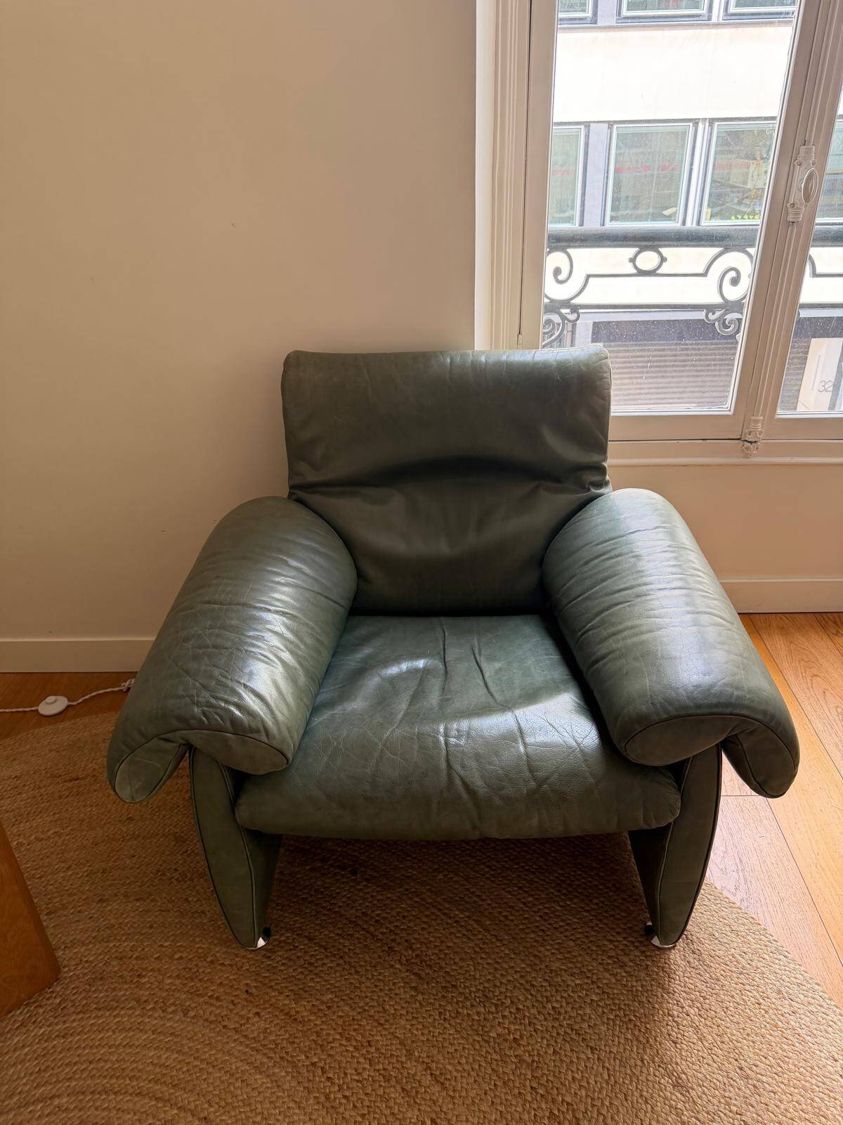 Chaise De Sede