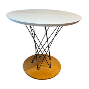 Table Cyclone de Isamu Noguchi