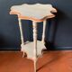 Sellette 1900 en bois découpé peint en blanc