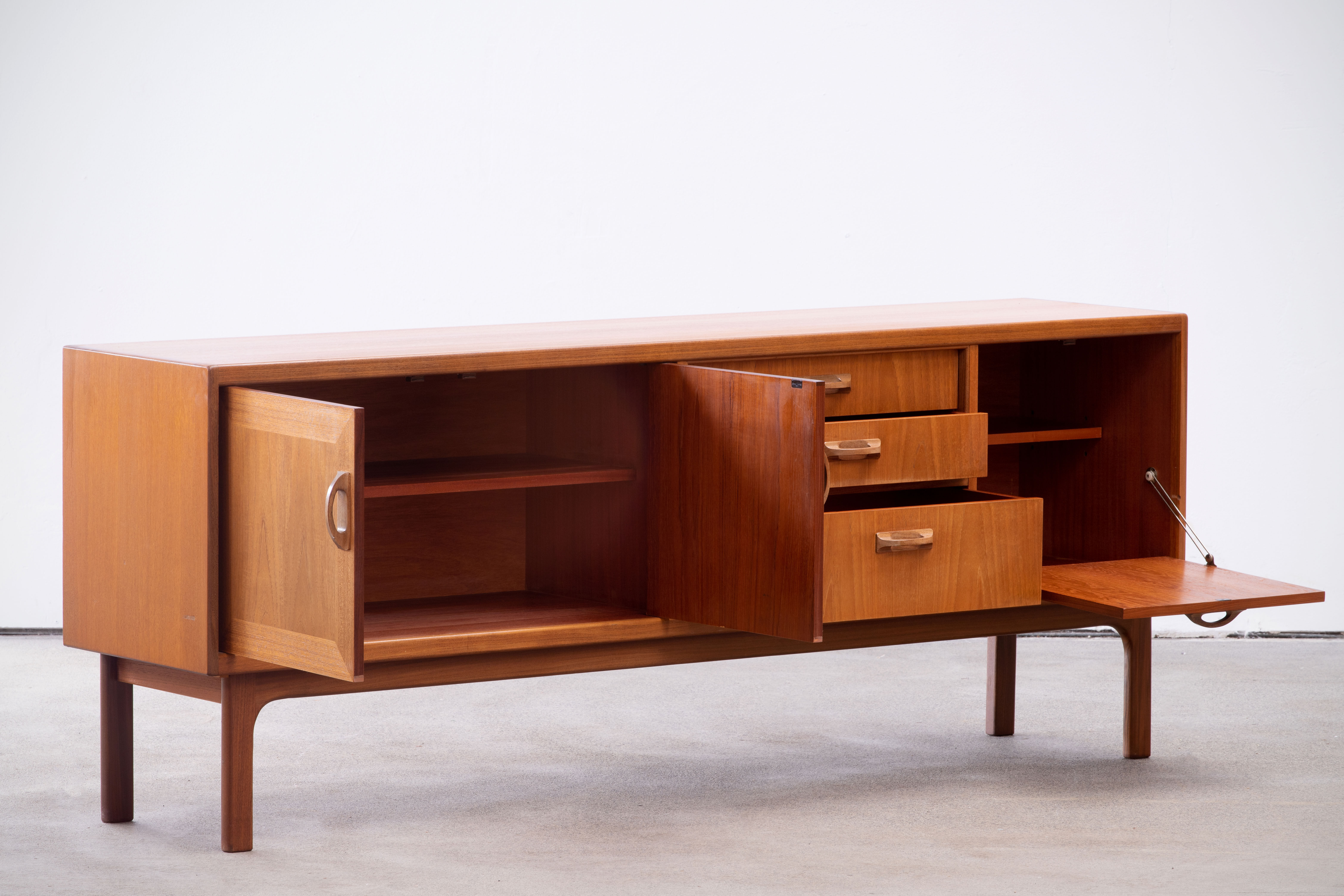 Vintage Scandinavian row Gplan 1960