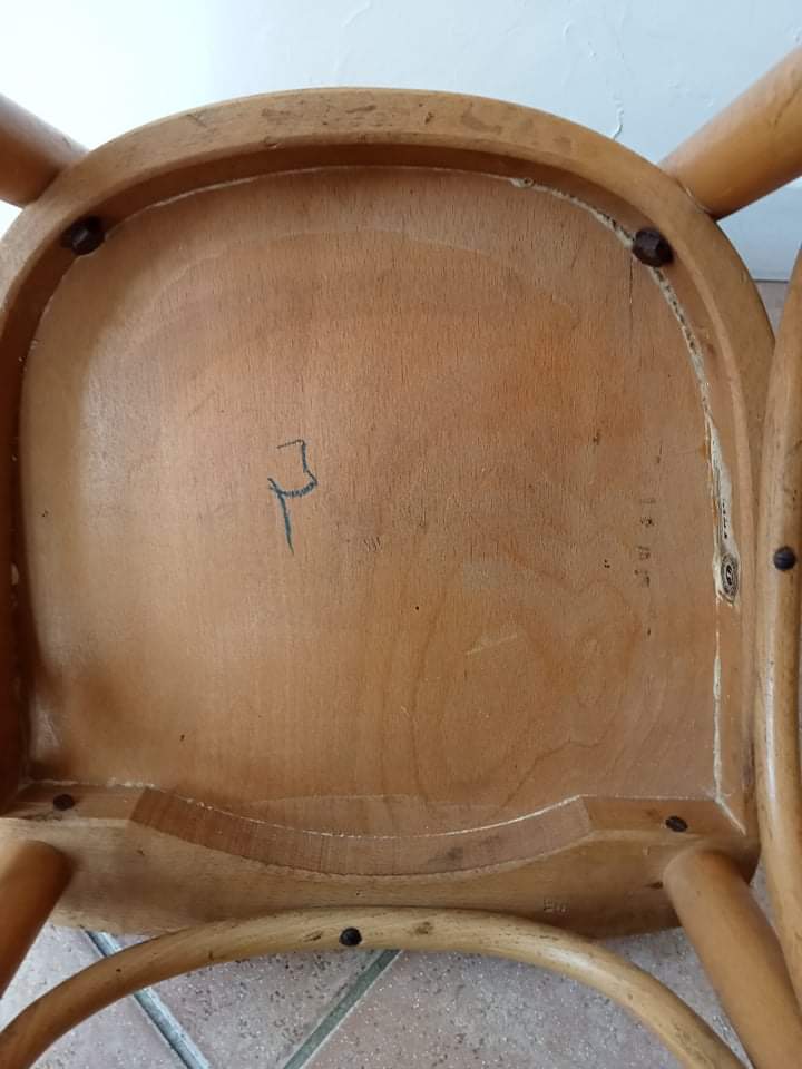 Set of 4 Thonet chairs