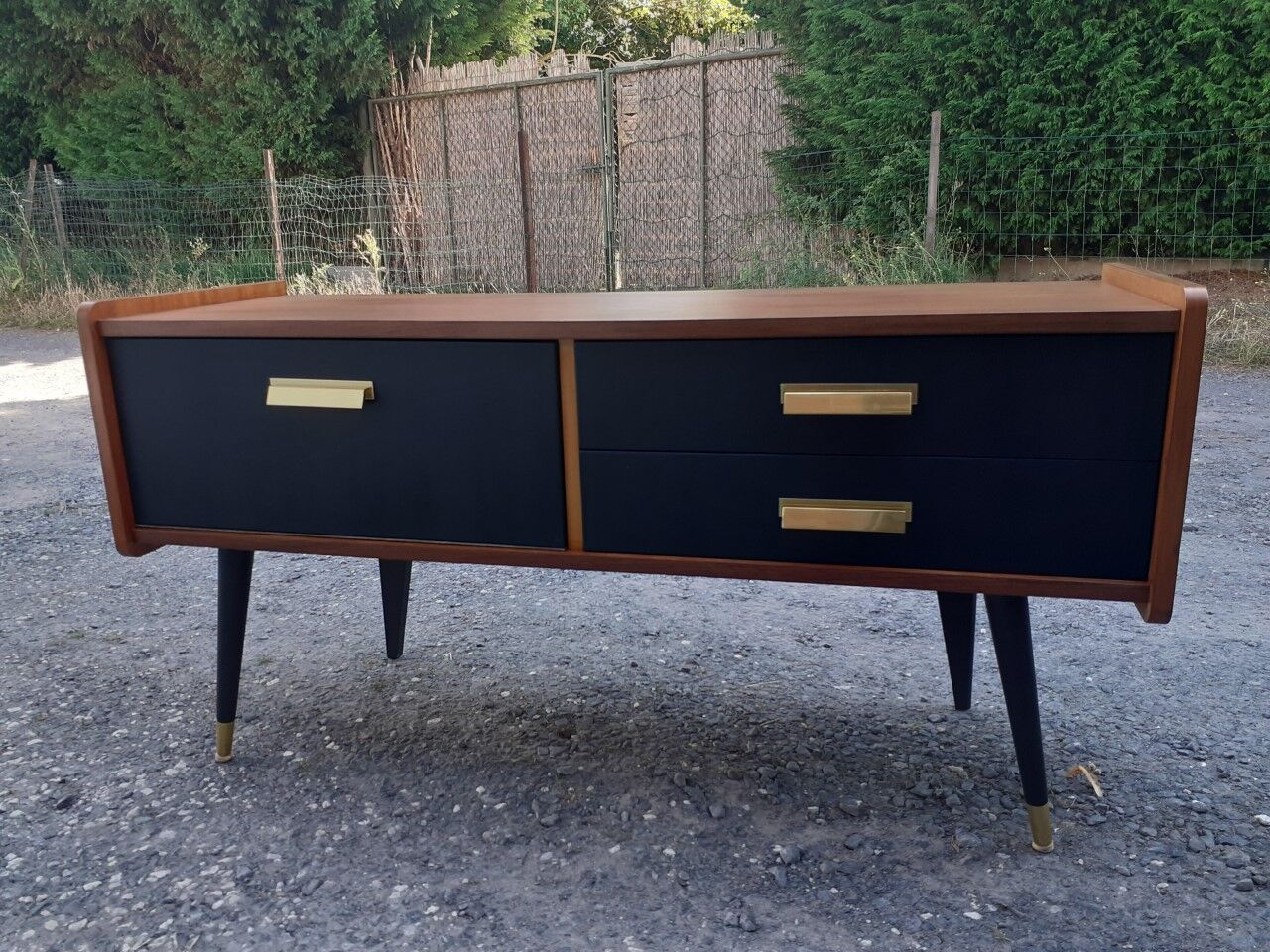 Small vintage thread