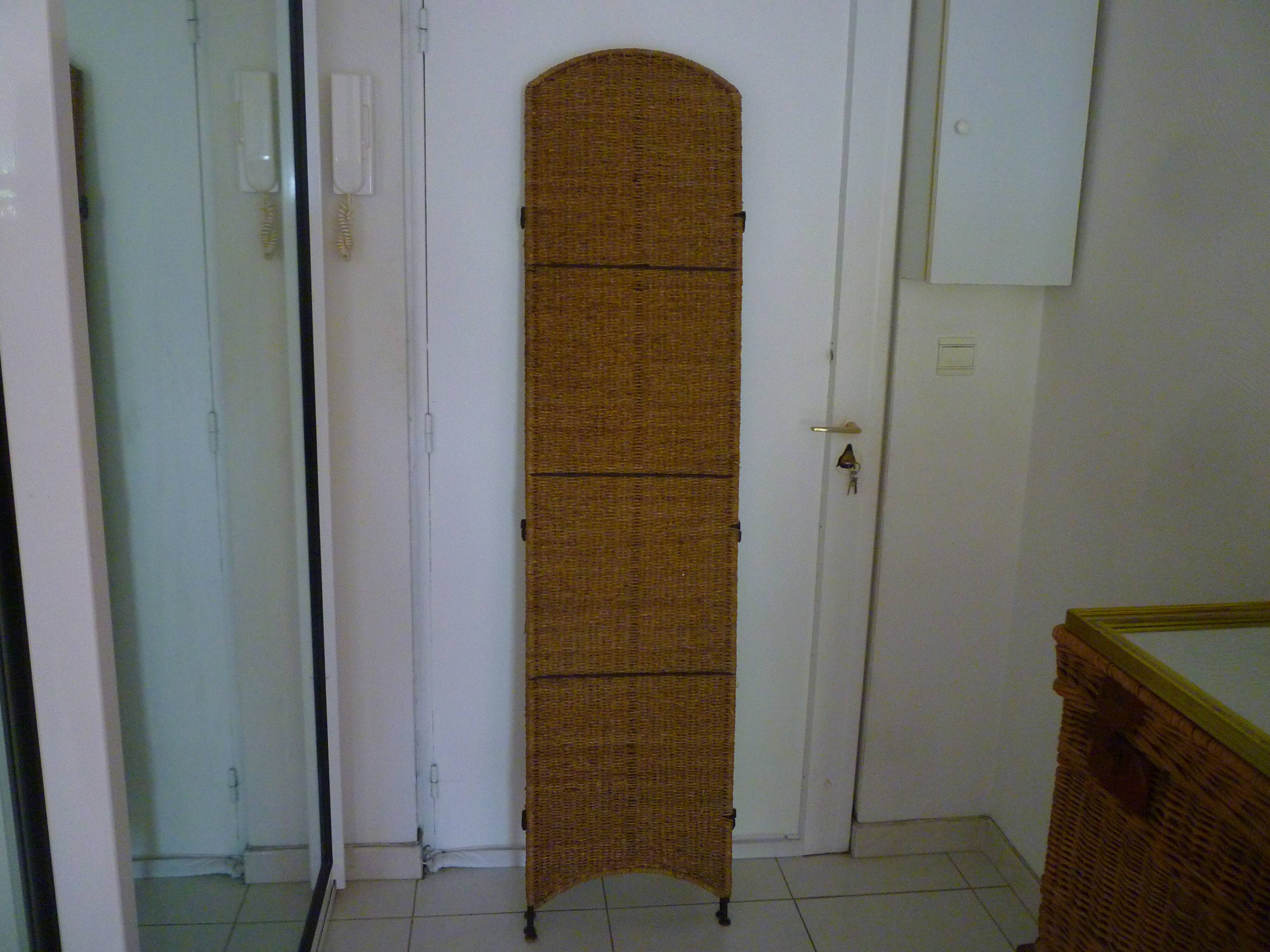 Former screen wicker