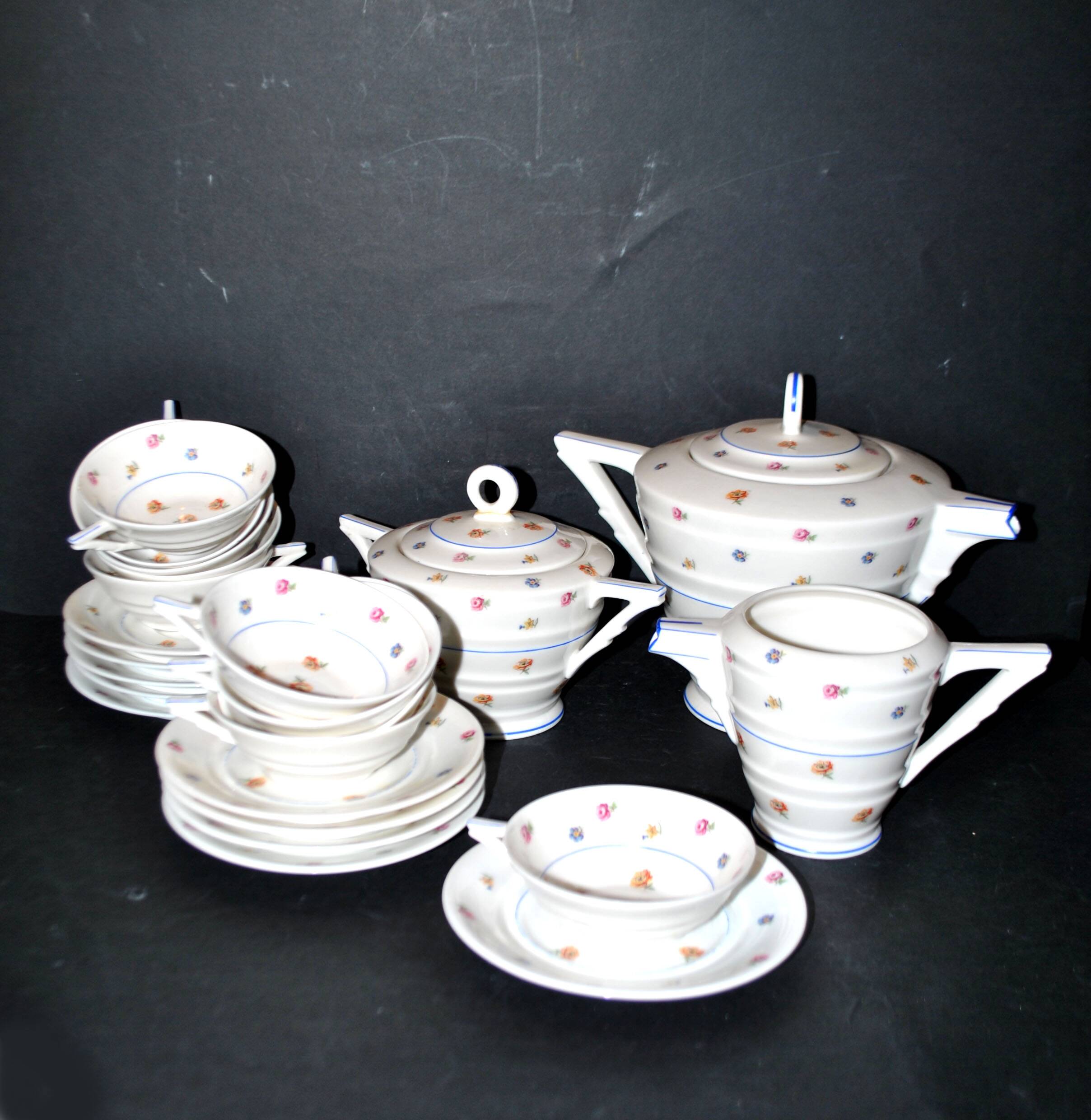 Service à thé Art Déco théière, 10 tasses en porcelaine de Limoges Chapus fils, 1930