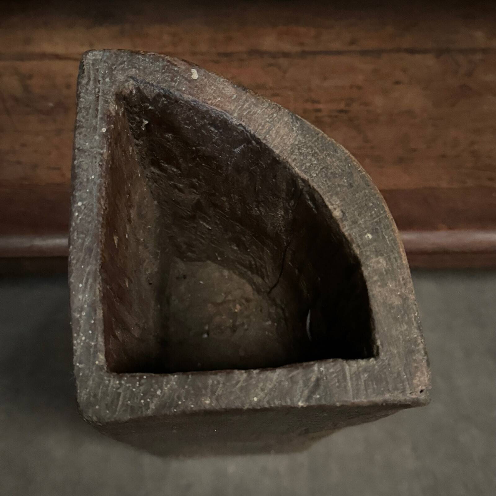 Brutalist vase 1970 in carved wood with monogram