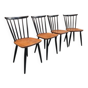 suite de 4 chaises scandinaves