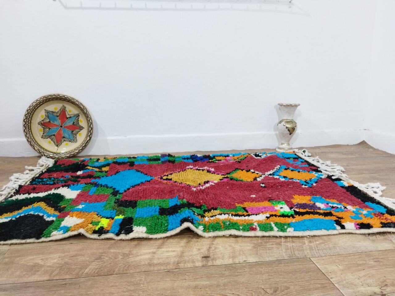 Handcrafted Moroccan Berber Rug 155 X 105 CM