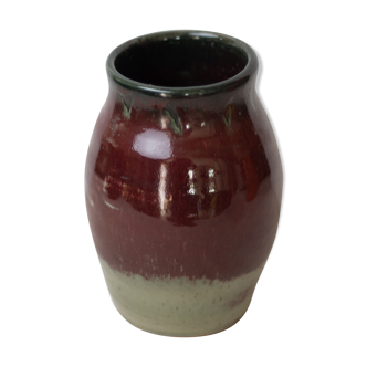 Small beef blood stoneware vase