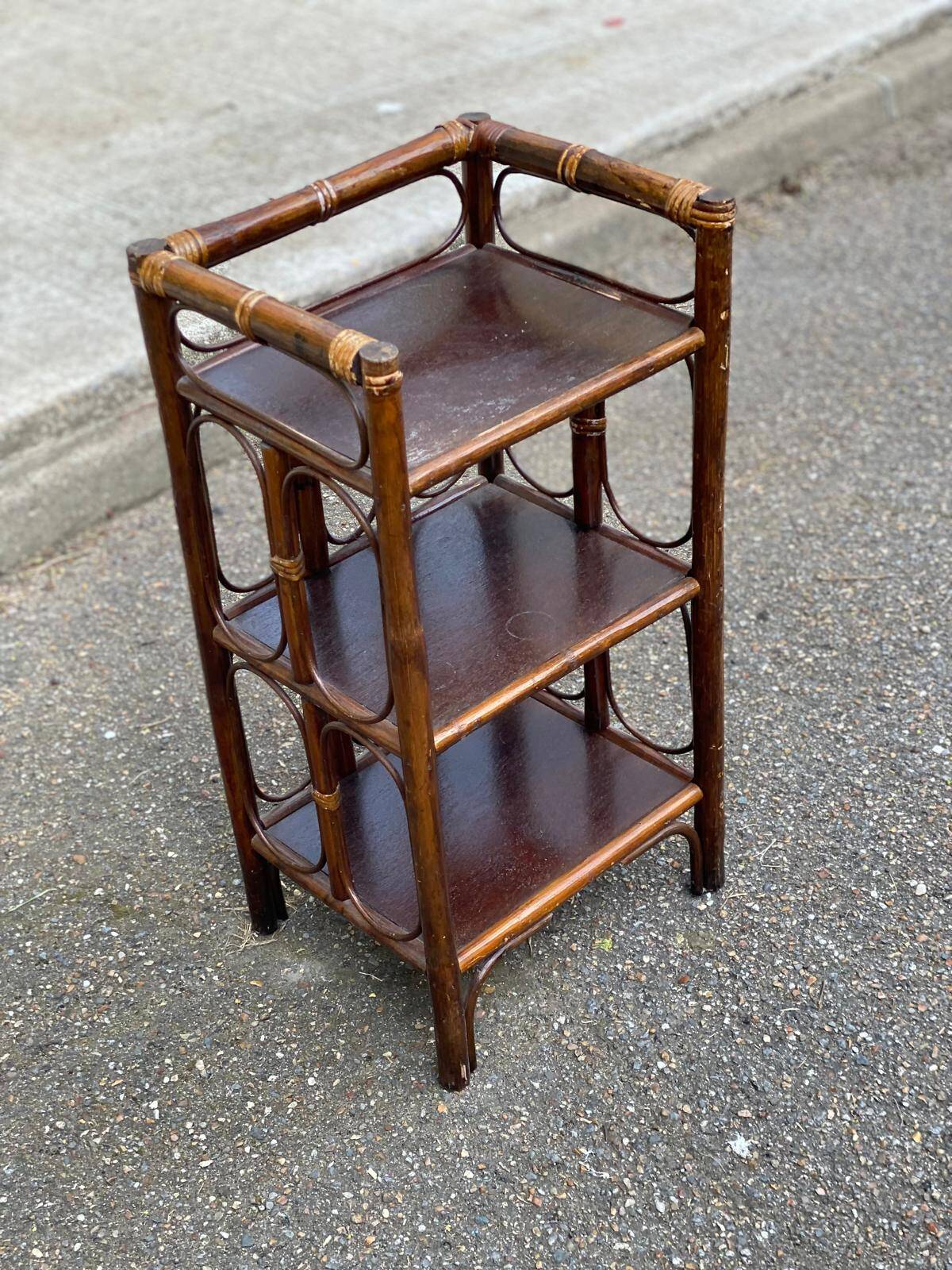 Vintage rattan and wicker shelf, 3 levels, 70cm