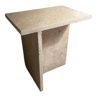 Table d’appoint en travertin