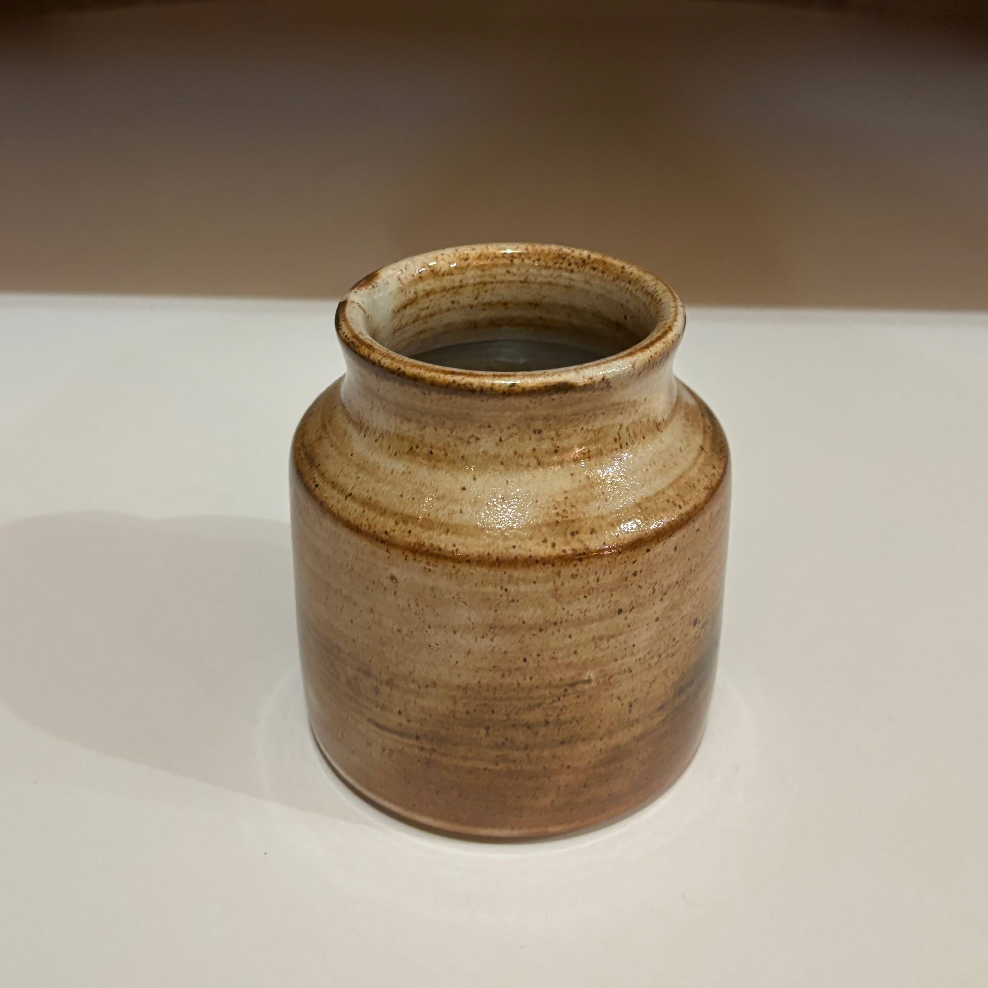 Ceramic pot, Atelier Dieulefit