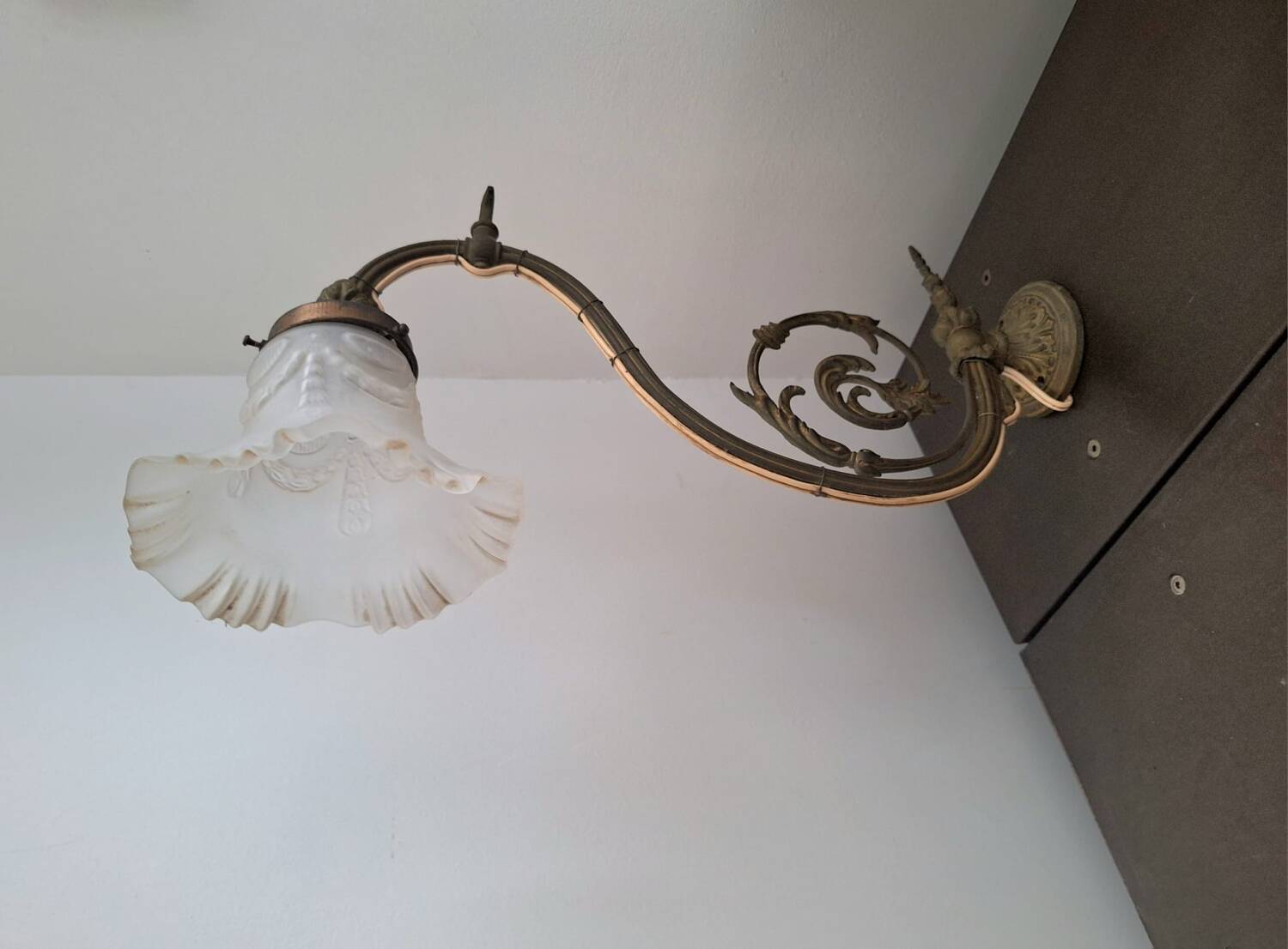 Art Deco wall light, antique lighting