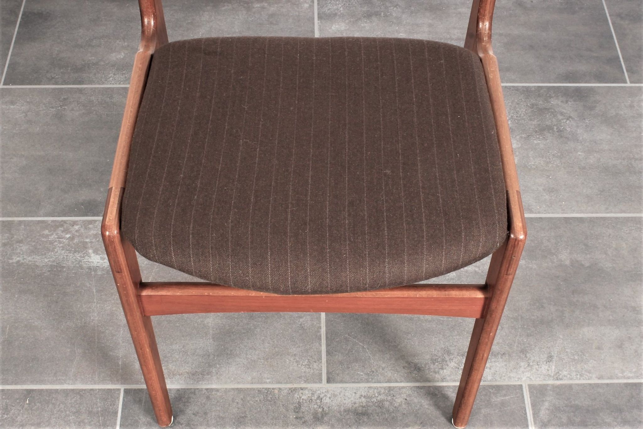 Set de 4 chaises de salle à manger en teck par Erik Buch pour Anderstrup 1950s