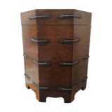 Coffre octogonal en bois et métal, Asie