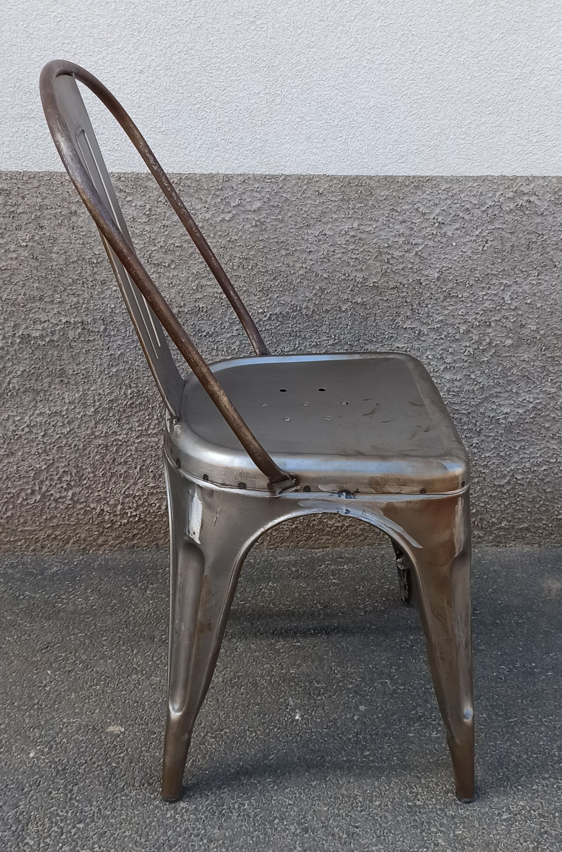 Paire de chaises en métal gris