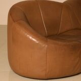 "Pumpkin" 3-seater canapé in patinated brown leather by Pierre Paulin for Arti.