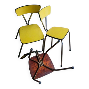 Lot de 4 chaises d’école - formica