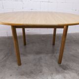 Danish ensemble transformable table 114 cm / 154 + 4 modernist chairs from the 1970s