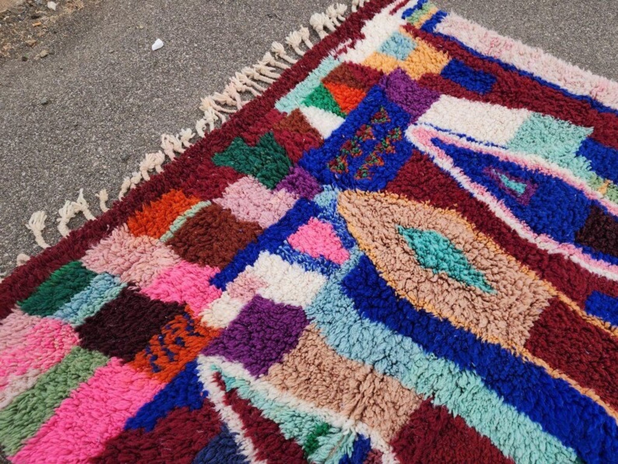 Grand tapis berbère marocain multicolore 350x200 cm – motifs géométriques