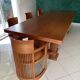 Lot de une table  et 6 fauteuils inspiration Frank Lloyd wright