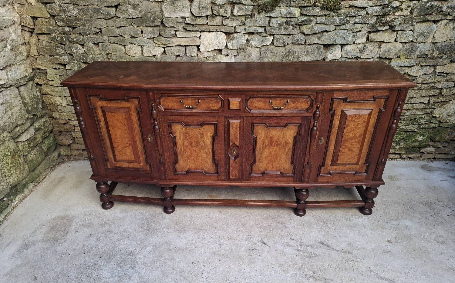 Buffet Enfilade