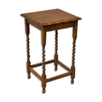 Side table in the countryside style in turned wood