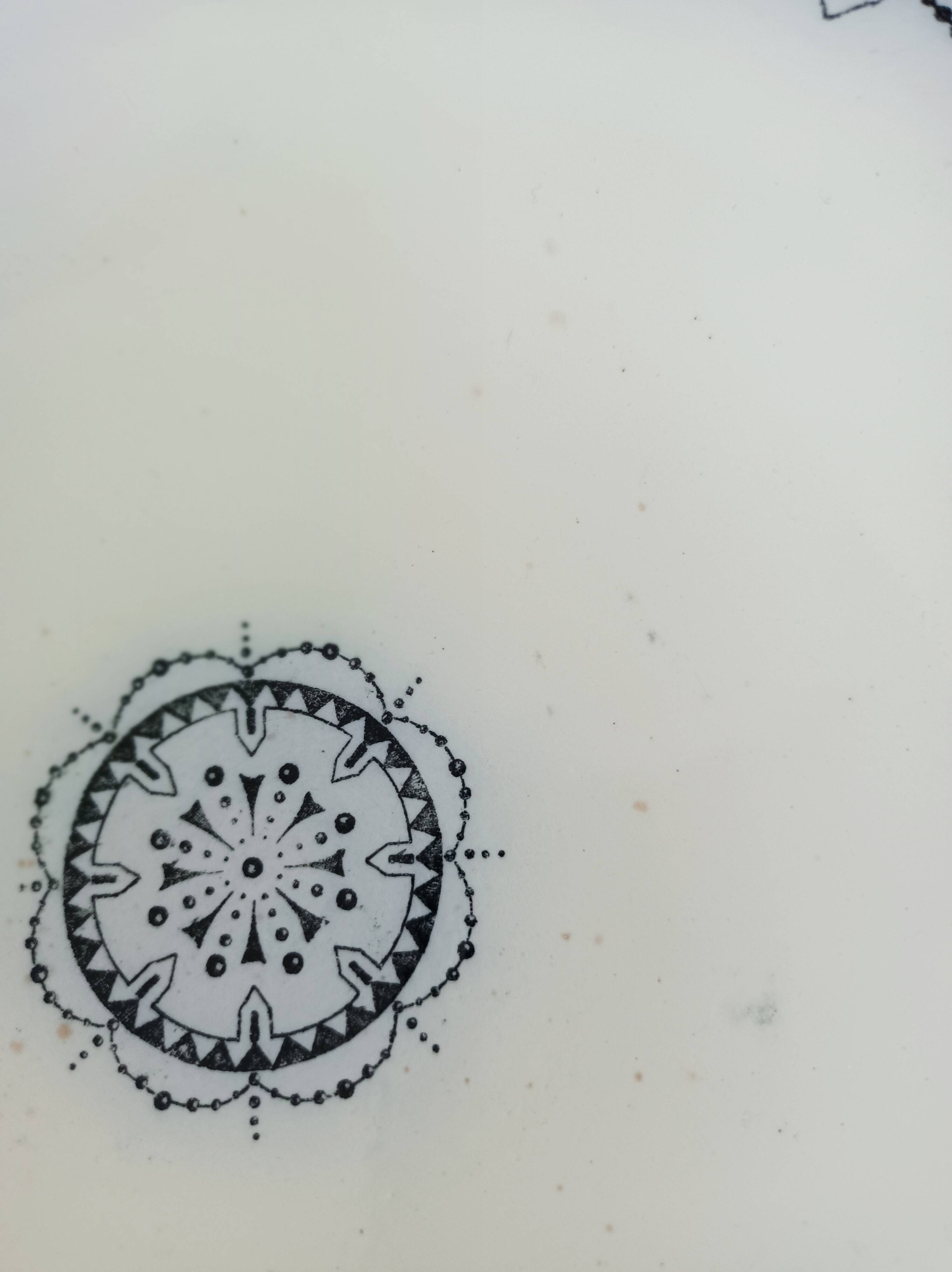 Onnaing Perles iron earth compote dish