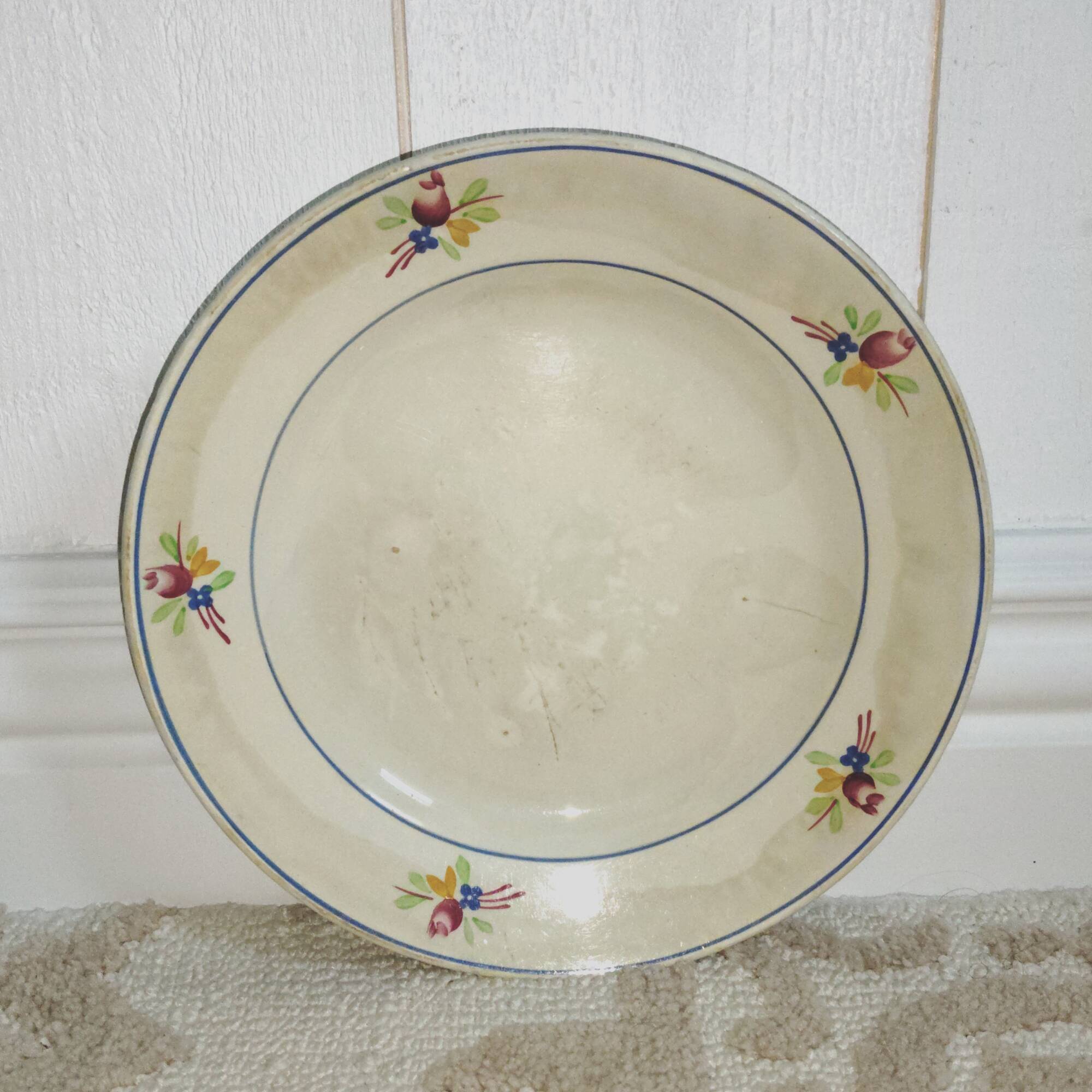 Flat Plate in Gien Earthenware hand decorated - Vintage 1940