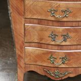 Adorable small veneered chest of drawers.