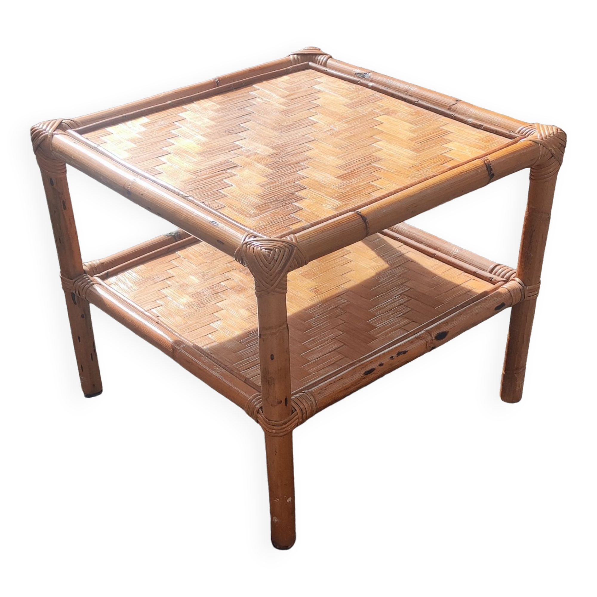 Table basse en bambou