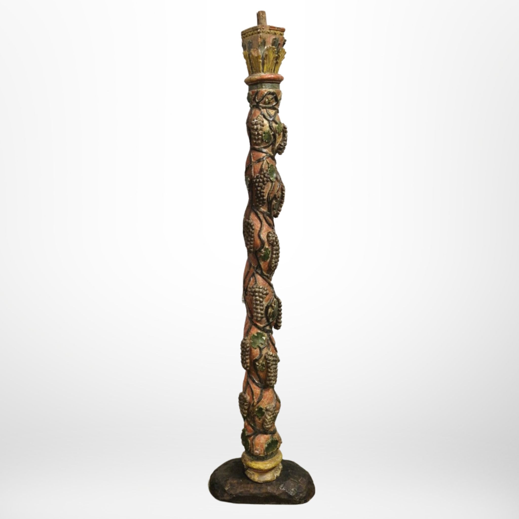 Colonne en bois sculpté avec décor de raisin, France 1900s