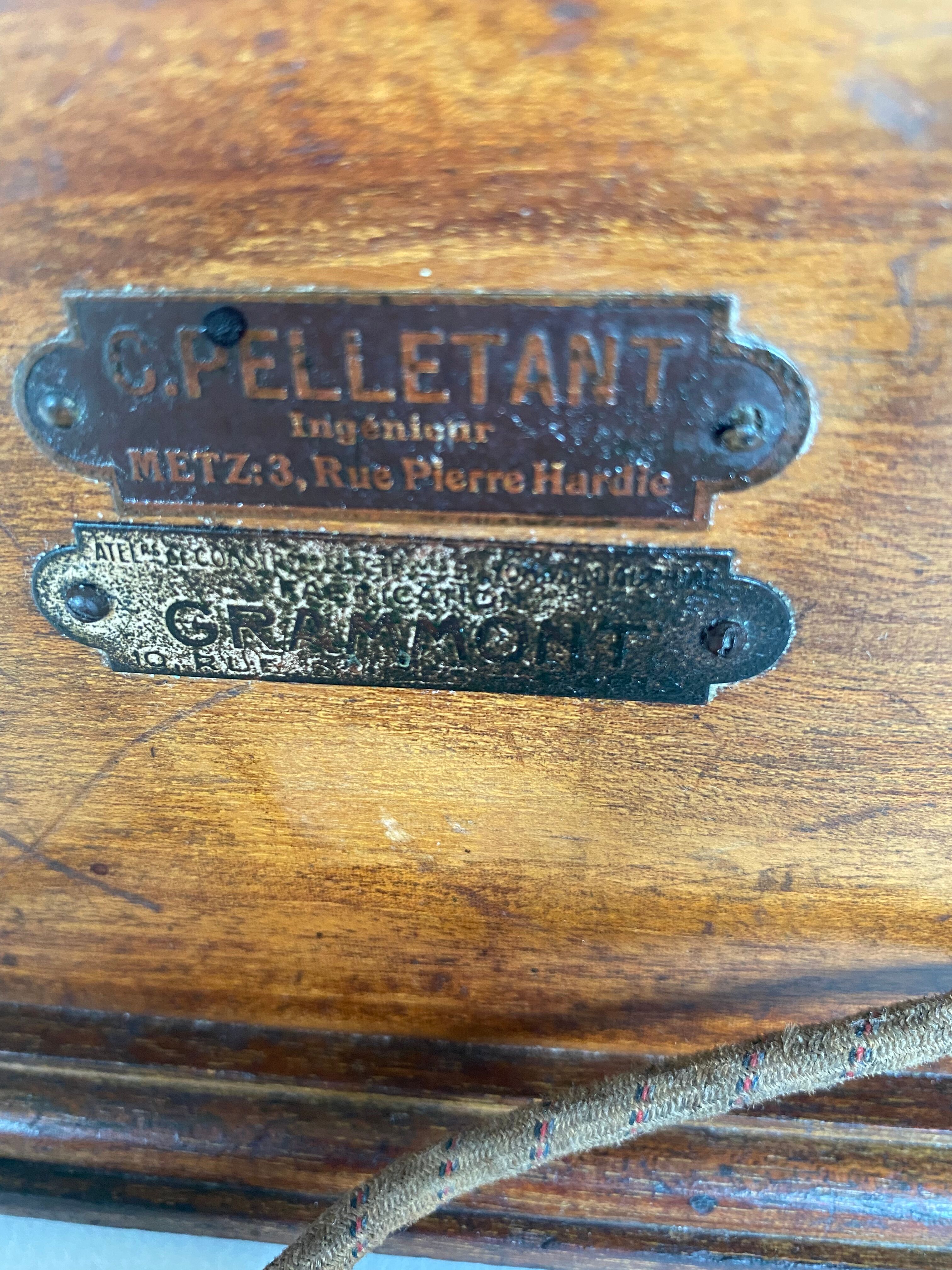 Téléphone bois à manivelle 1920