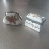 Lot 2 porcelain boxes Art